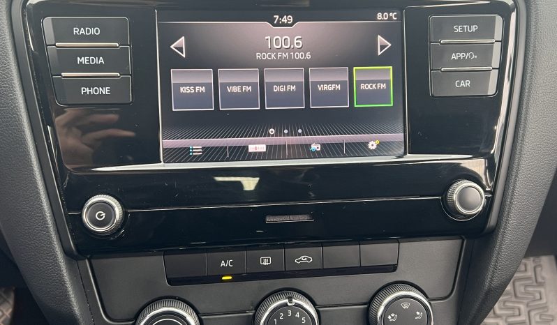 Octavia Combi Diesel 1.6 TDI, 2018 full